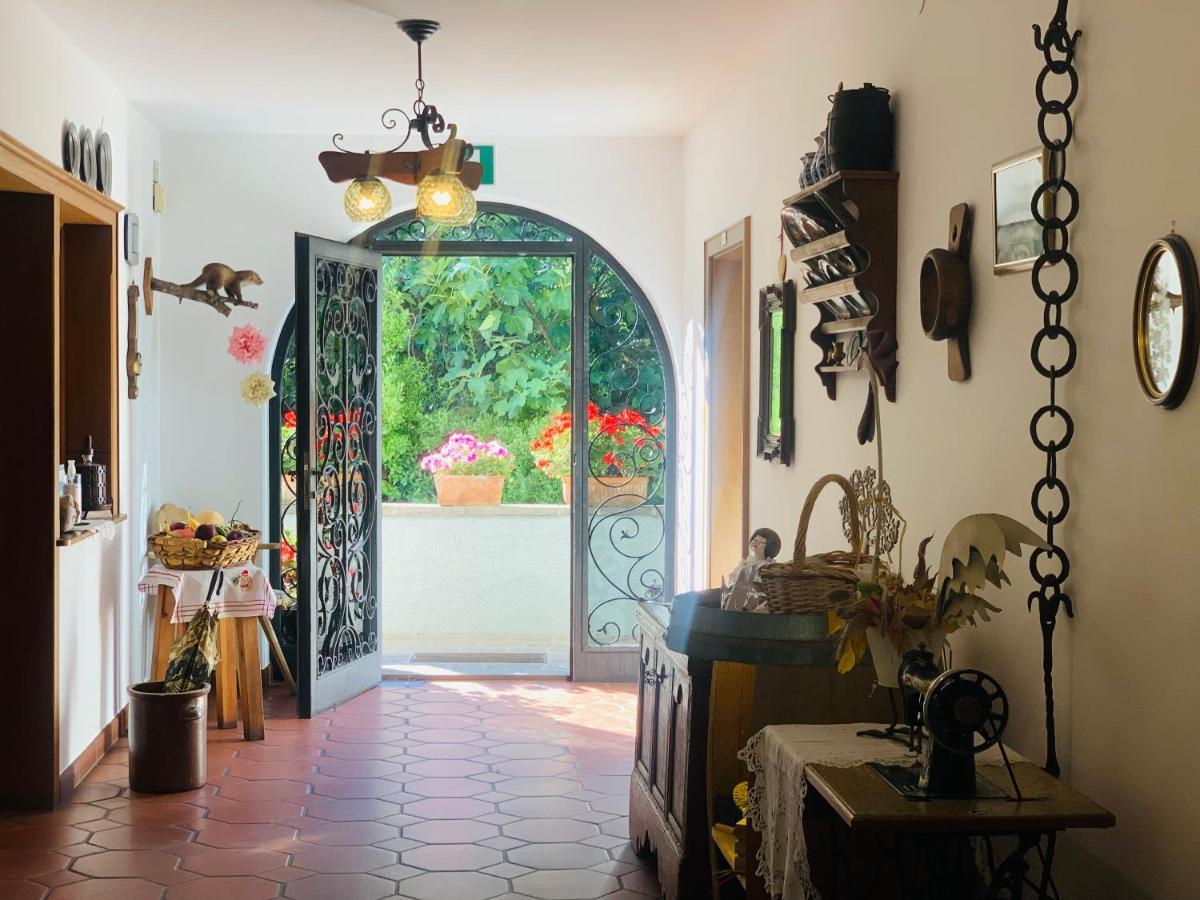 Tannerhof Bed & Breakfast Caines Ngoại thất bức ảnh