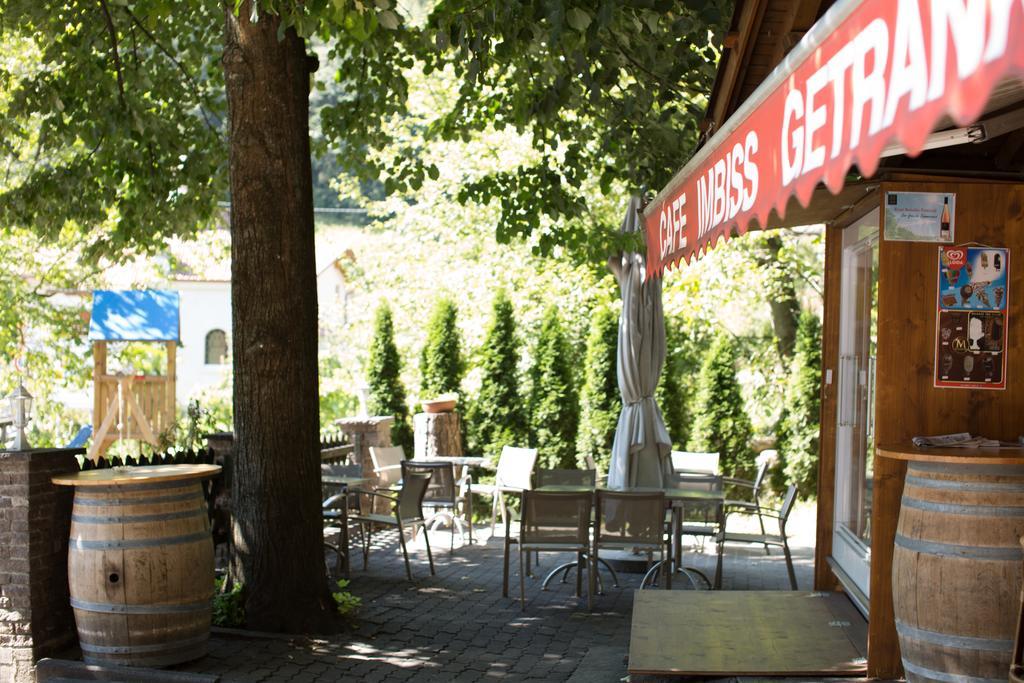 Tannerhof Bed & Breakfast Caines Ngoại thất bức ảnh